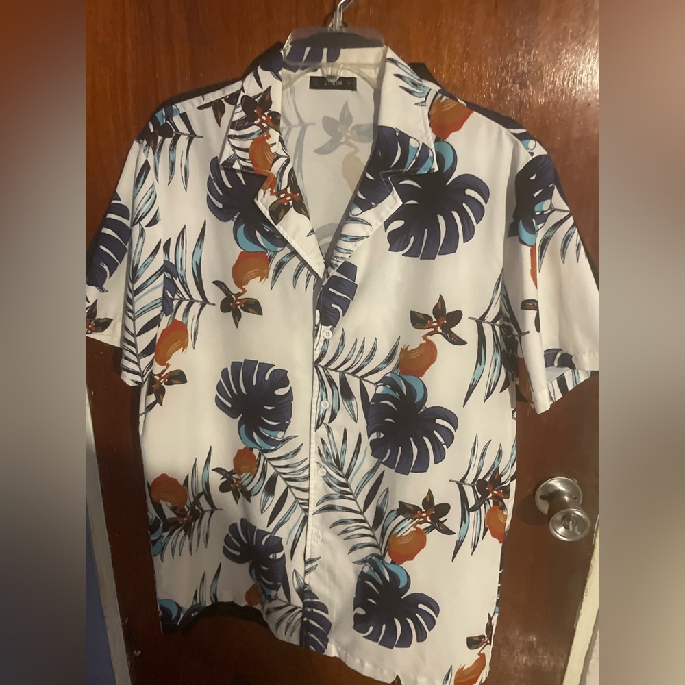 Men short sleeve medium shirt